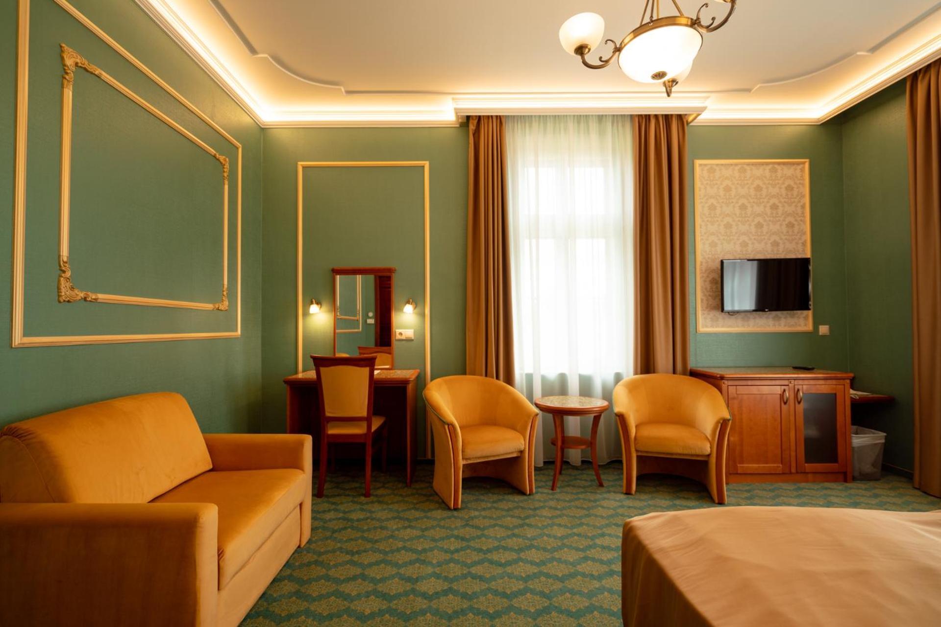 Elizabeth Hotel Gyula Exterior foto